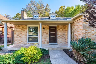 6802 Vivian Avenue, Dallas, TX 75223 - Photo 3