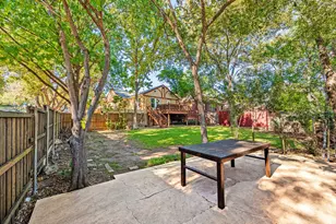6802 Vivian Ave, Dallas, TX 75223 - Photo 25