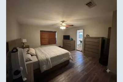 212 Golden Glow Street, Victoria, TX 77905 - Photo 7