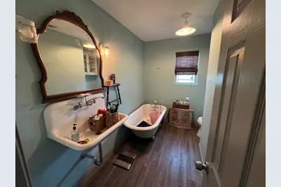 212 Golden Glow Street, Victoria, TX 77905 - Photo 11