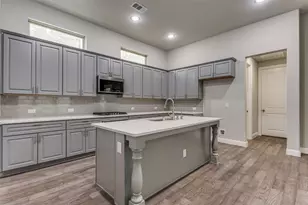 17620 Bottlebrush Dr, Dallas, TX 75252 - Photo 9