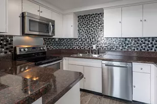 6211 W Northwest Hwy, Dallas, TX 75225 - Photo 5