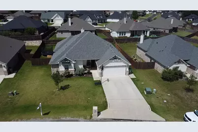 3006 Promenade Drive, Granbury, TX 76049 - Photo 27