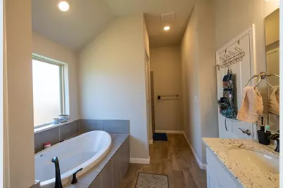 3006 Promenade Drive, Granbury, TX 76049 - Photo 17
