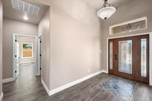 860 Fuller Ave, Cleburne, TX 76031 - Photo 3