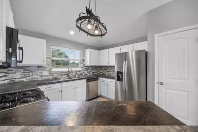 2217 Rockbluff Drive, Rowlett, TX 75088 - Photo 15
