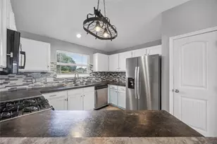 2217 Rockbluff Dr, Rowlett, TX 75088 - Photo 15