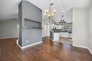 2217 Rockbluff Dr, Rowlett, TX 75088 - Photo 9