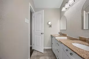 2217 Rockbluff Dr, Rowlett, TX 75088 - Photo 23