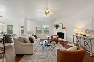 104 Holly St, Waxahachie, TX 75165 - Photo 13