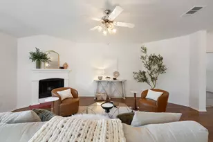 104 Holly St, Waxahachie, TX 75165 - Photo 13