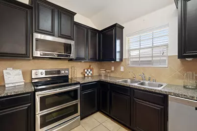 104 Holly Street, Waxahachie, TX 75165 - Photo 15