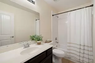 104 Holly St, Waxahachie, TX 75165 - Photo 7