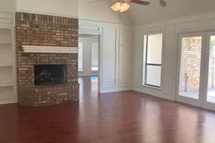2907 Sweet Briar St, Grapevine, TX 76051 - Photo 9