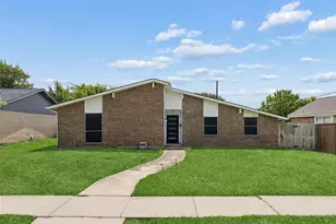 713 Kathryn Dr, Lewisville, TX 75067 - Photo 1