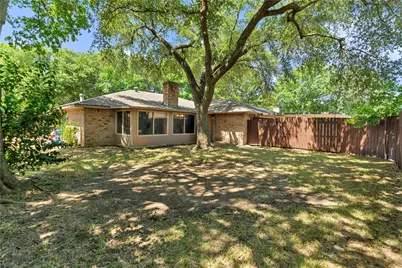 801 Waynelee Drive, Lancaster, TX 75146 - Photo 15