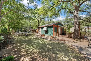 2334 Lotus Ave, Fort Worth, TX 76111 - Photo 23