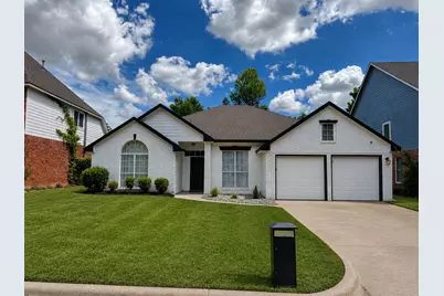 2202 S Branch Drive, Arlington, TX 76001 - Photo 1