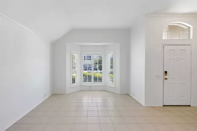 5787 Walnut Creek Drive, Fort Worth, TX 76137 - Photo 3