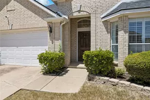 5787 Walnut Creek Dr, Fort Worth, TX 76137 - Photo 3