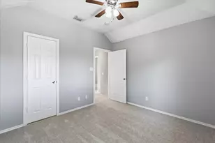 1778 Circle Creek Dr, Lewisville, TX 75067 - Photo 25