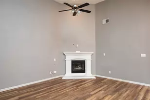 9125 Vineyard Ln, Fort Worth, TX 76123 - Photo 9