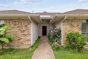 2001 Stain Glass Dr, Plano, TX 75075 - Photo 3