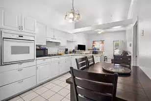1724 Willow Hollow Dr, Garland, TX 75040 - Photo 7