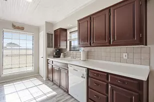 13017 Hillcrest Blvd, Keller, TX 76244 - Photo 11