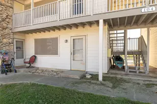 104 Harbor Dr, Runaway Bay, TX 76426 - Photo 9