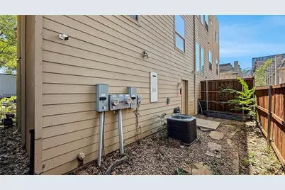 3915 Congress Avenue #200, Dallas, TX 75219 - Photo 29