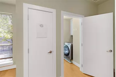 3915 Congress Avenue #200, Dallas, TX 75219 - Photo 11