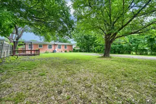10628 Benbrook Dr, Dallas, TX 75228 - Photo 27