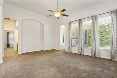 4025 Hawthorne Drive, Sachse, TX 75048 - Photo 9