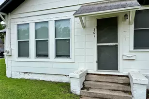 301 Amarillo St, Denton, TX 76201 - Photo 3