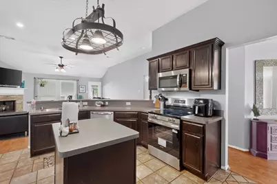 1012 Hidden View Court, Burleson, TX 76028 - Photo 15
