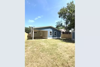 2218 Kathleen Avenue, Dallas, TX 75216 - Photo 11