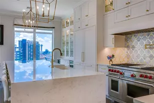 2555 N Pearl St, Dallas, TX 75201 - Photo 9