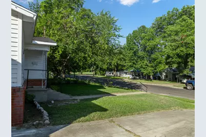 3804 Belmont Drive, Waco, TX 76711 - Photo 5