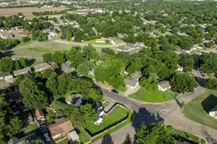 3804 Belmont Dr, Waco, TX 76711 - Photo 35