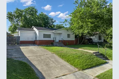 3804 Belmont Drive, Waco, TX 76711 - Photo 3