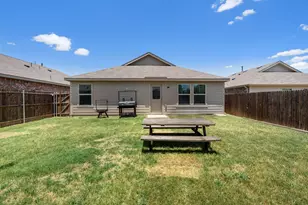 709 Odlozil Ln, Ennis, TX 75119 - Photo 25