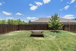 709 Odlozil Ln, Ennis, TX 75119 - Photo 23