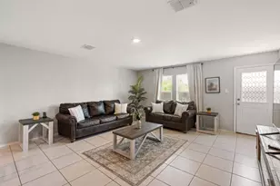 709 Odlozil Ln, Ennis, TX 75119 - Photo 13
