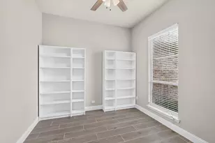 690 Serenity Ln, Red Oak, TX 75154 - Photo 3