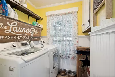 906 Clearview Street, Krum, TX 76249 - Photo 17