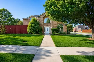 2044 Hillshire Dr, Lewisville, TX 75067 - Photo 3