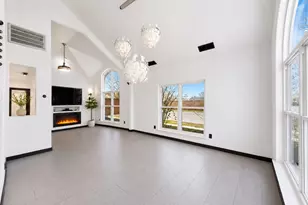 2044 Hillshire Dr, Lewisville, TX 75067 - Photo 5