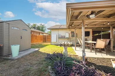 2211 Yewpon Drive, Carrollton, TX 75007 - Photo 23