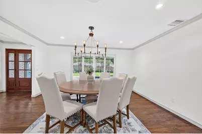 13834 Tanglewood Drive, Farmers Branch, TX 75234 - Photo 11